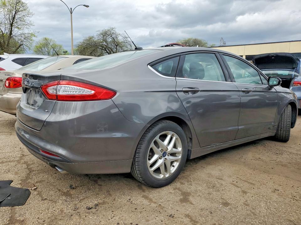 2014 Ford Fusion se