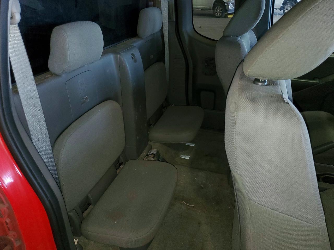 2015 Nissan Frontier S