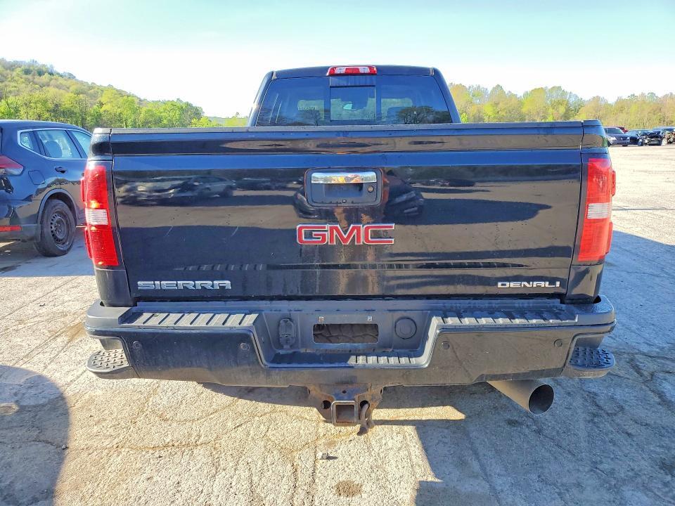 2016 GMC Sierra K3500 Denali