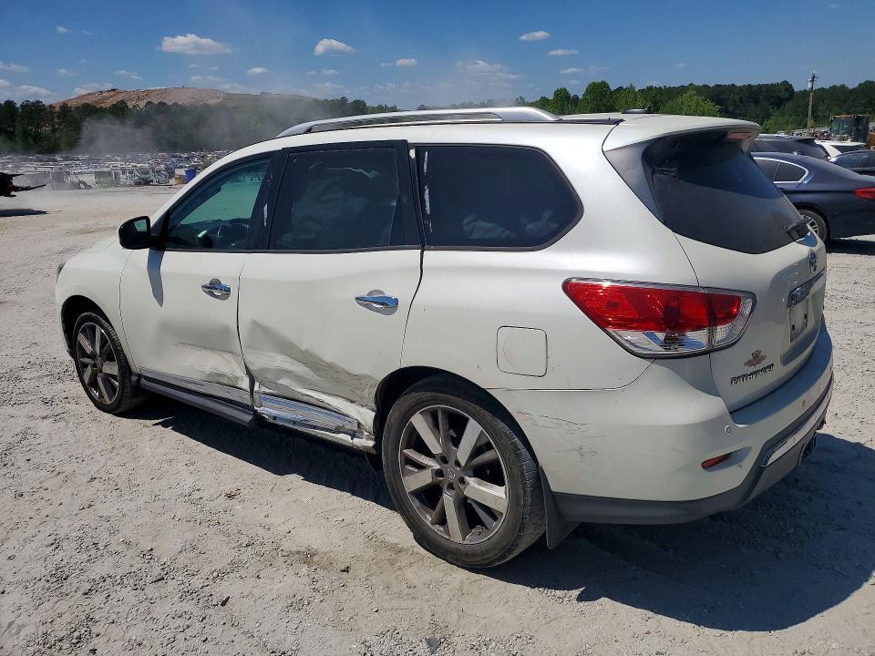 2016 Nissan Pathfinder s