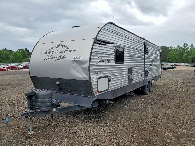 2022 East Manufacturing Silver Lake Series