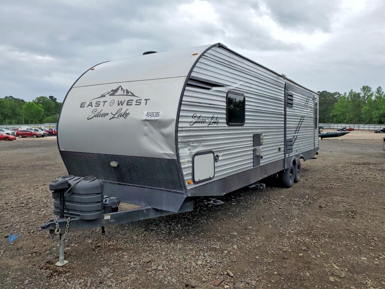 2022 East Manufacturing Silver Lake Series