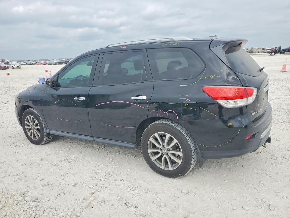 2013 Nissan Pathfinder s