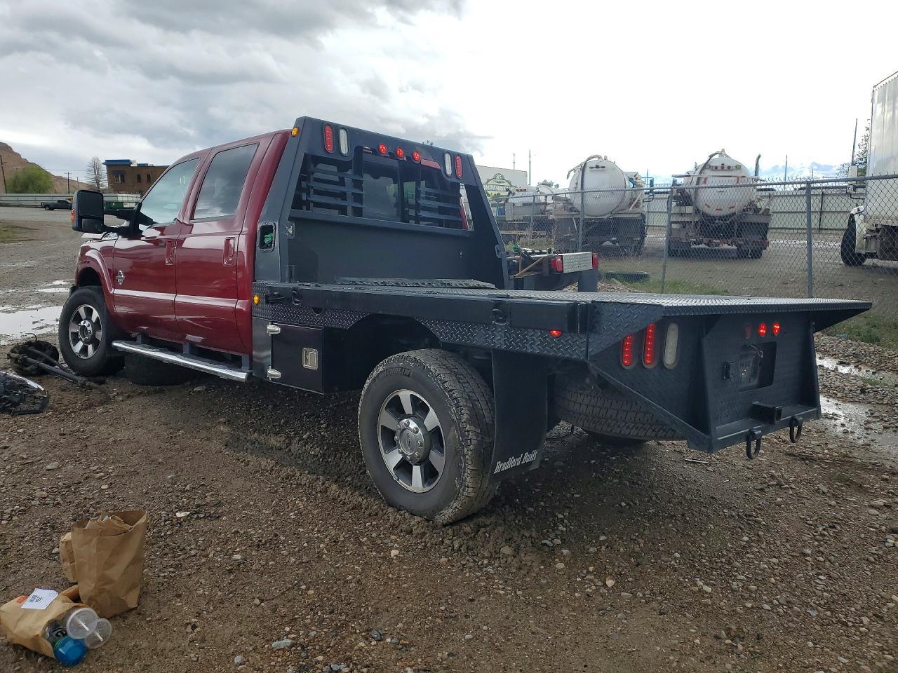2014 Ford F350 Super Duty Flatbed Truck