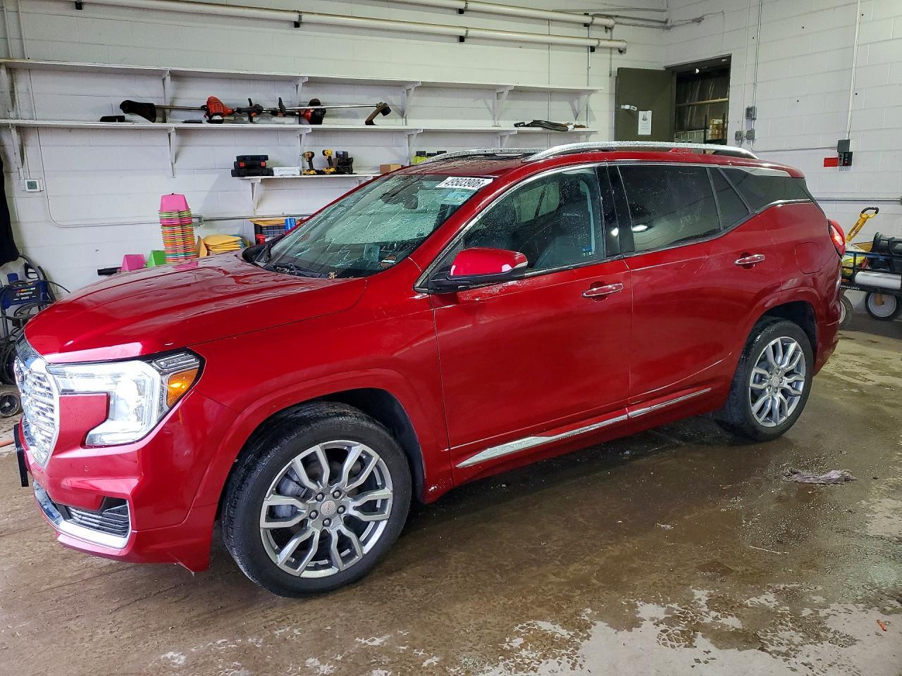 2023 GMC Terrain Denali