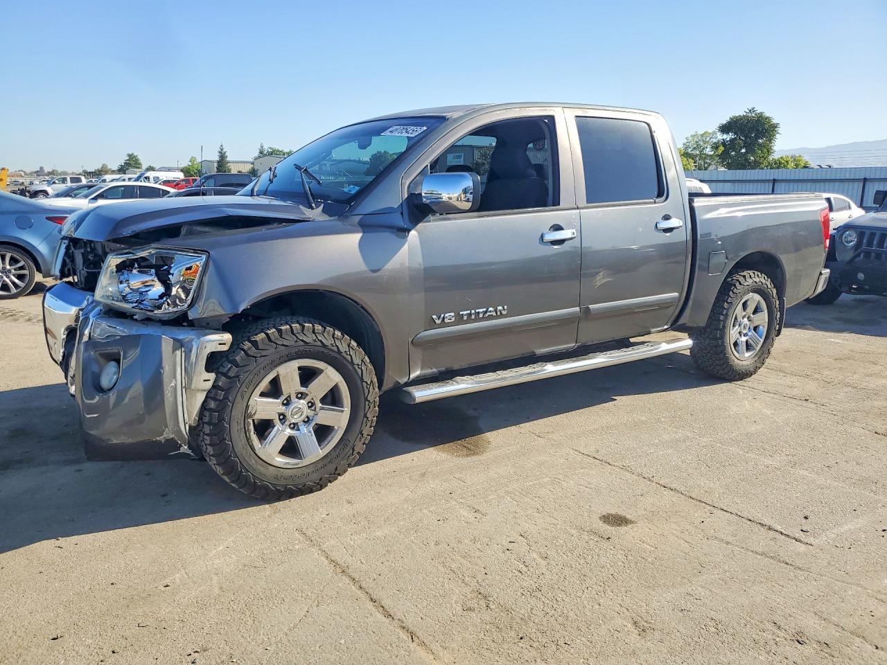 2011 Nissan Titan SV