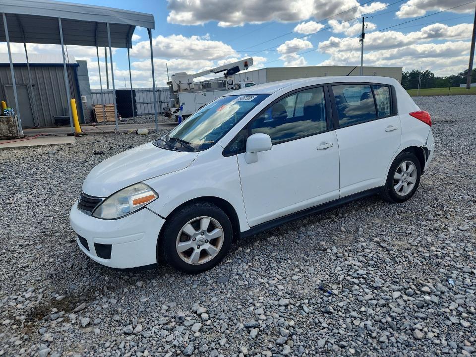 2012 Nissan Versa 1.8 s