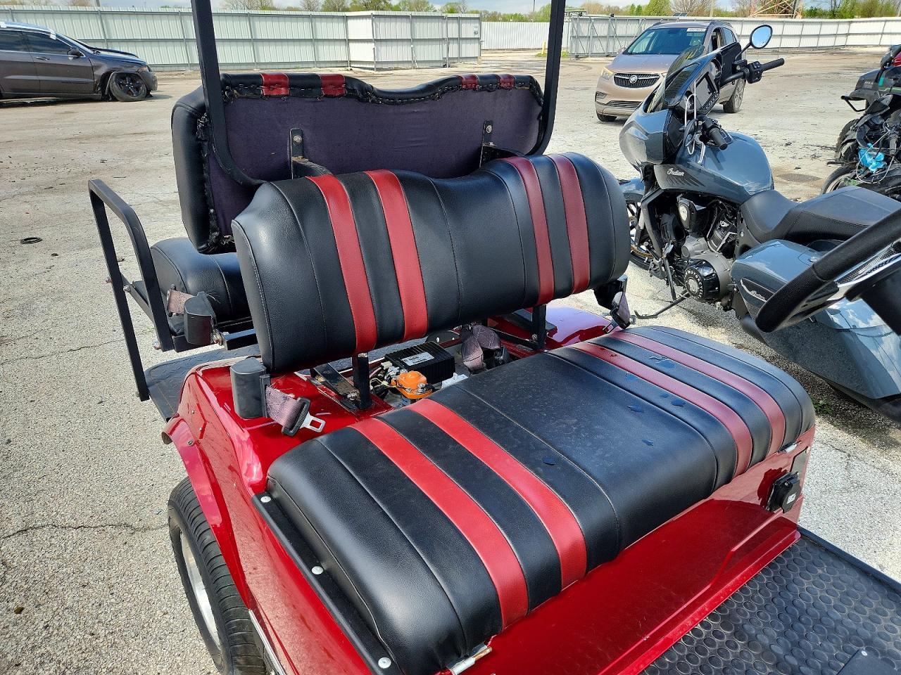 2018 Evolution Golf Cart