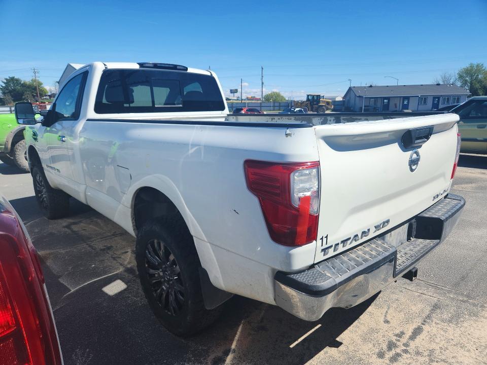 2017 Nissan Titan XD SV