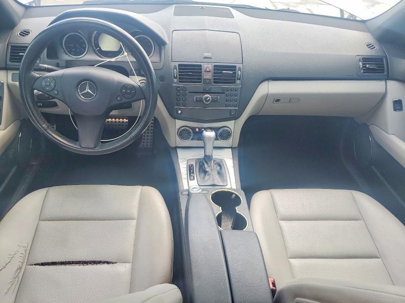 2010 Mercedes-Benz C300