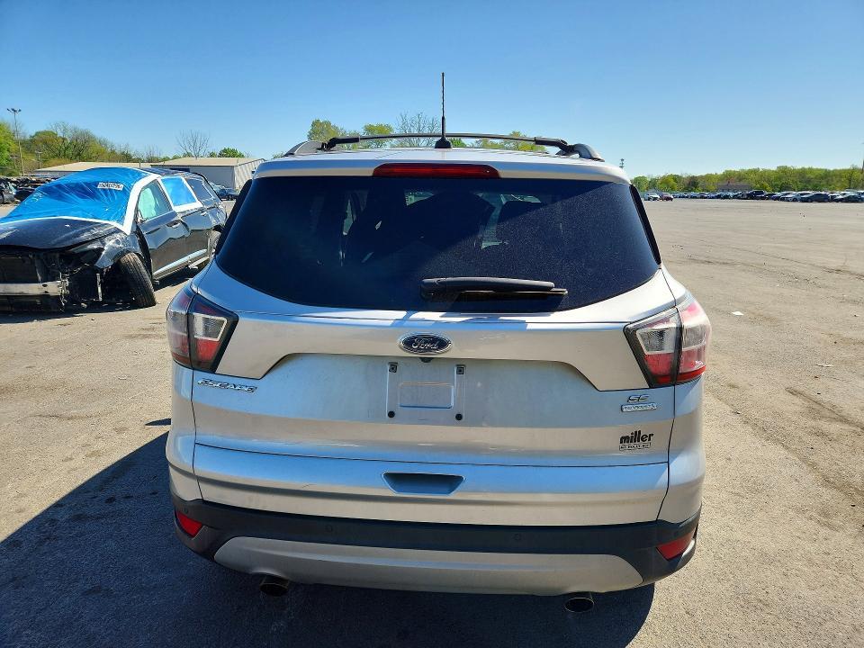 2017 Ford Escape se