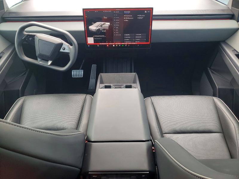 2025 Tesla Cybertruck