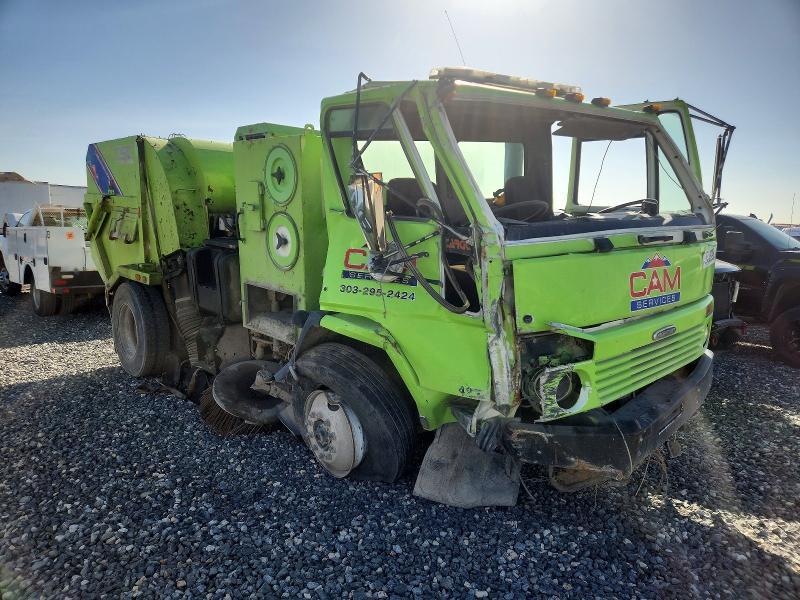 2007 Freightliner FC80 Refuse Truck