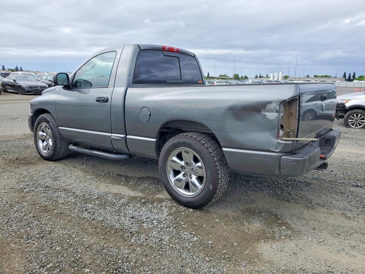 2005 Dodge RAM 1500 ST