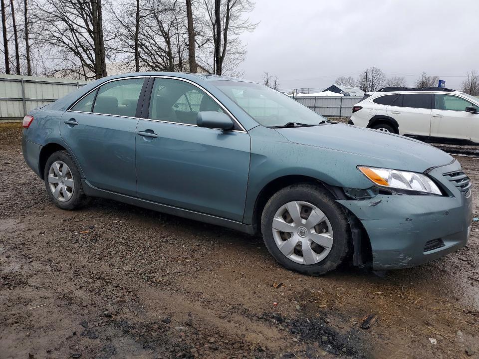 2009 Toyota Camry le