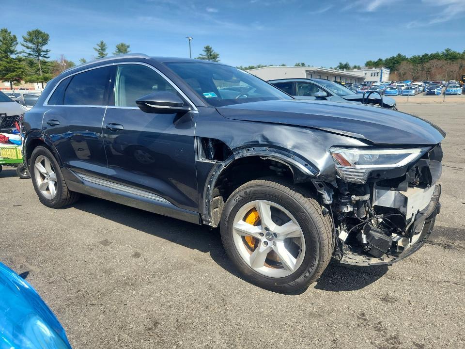 2019 Audi E-tron Prestige