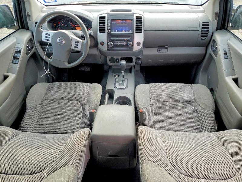 2020 Nissan Frontier SV