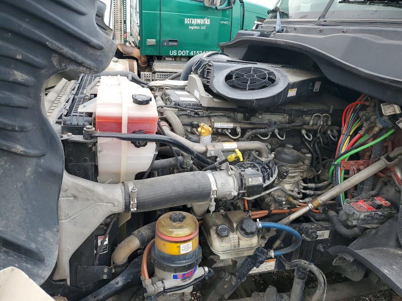 2019 Freigliner 2019 Freightliner Cascadia 125 Semi Truck