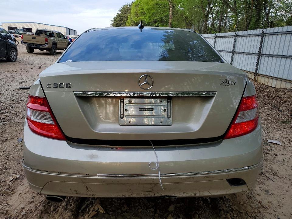 2011 Mercedes-Benz C300