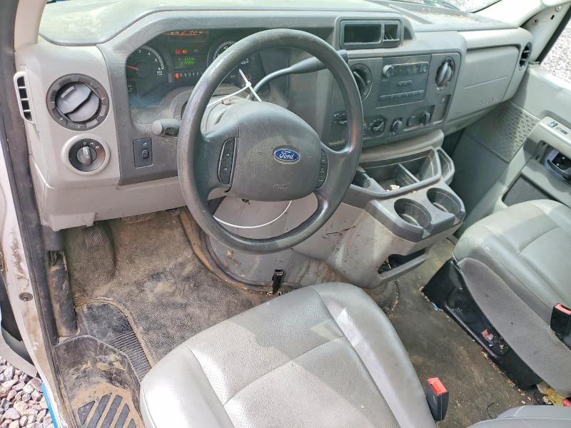 2018 Ford Econoline E350 Super Duty Cutaway Van