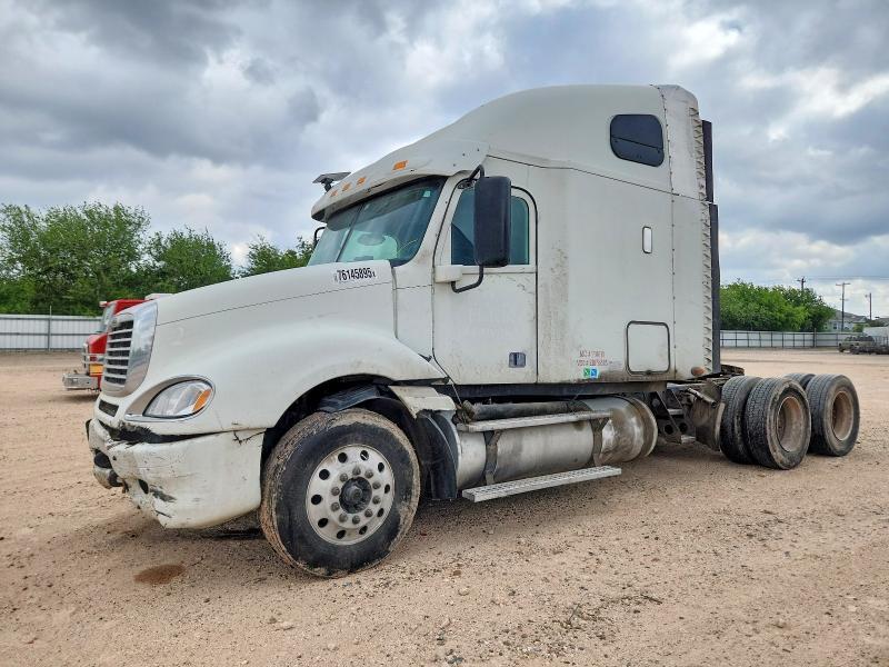 2014 Freightliner Conventional Columbia