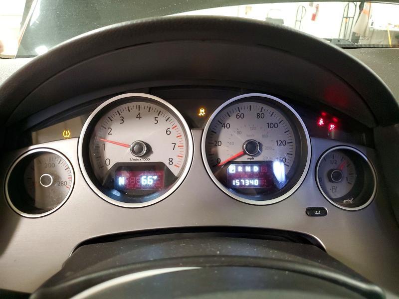 2011 Volkswagen Routan se