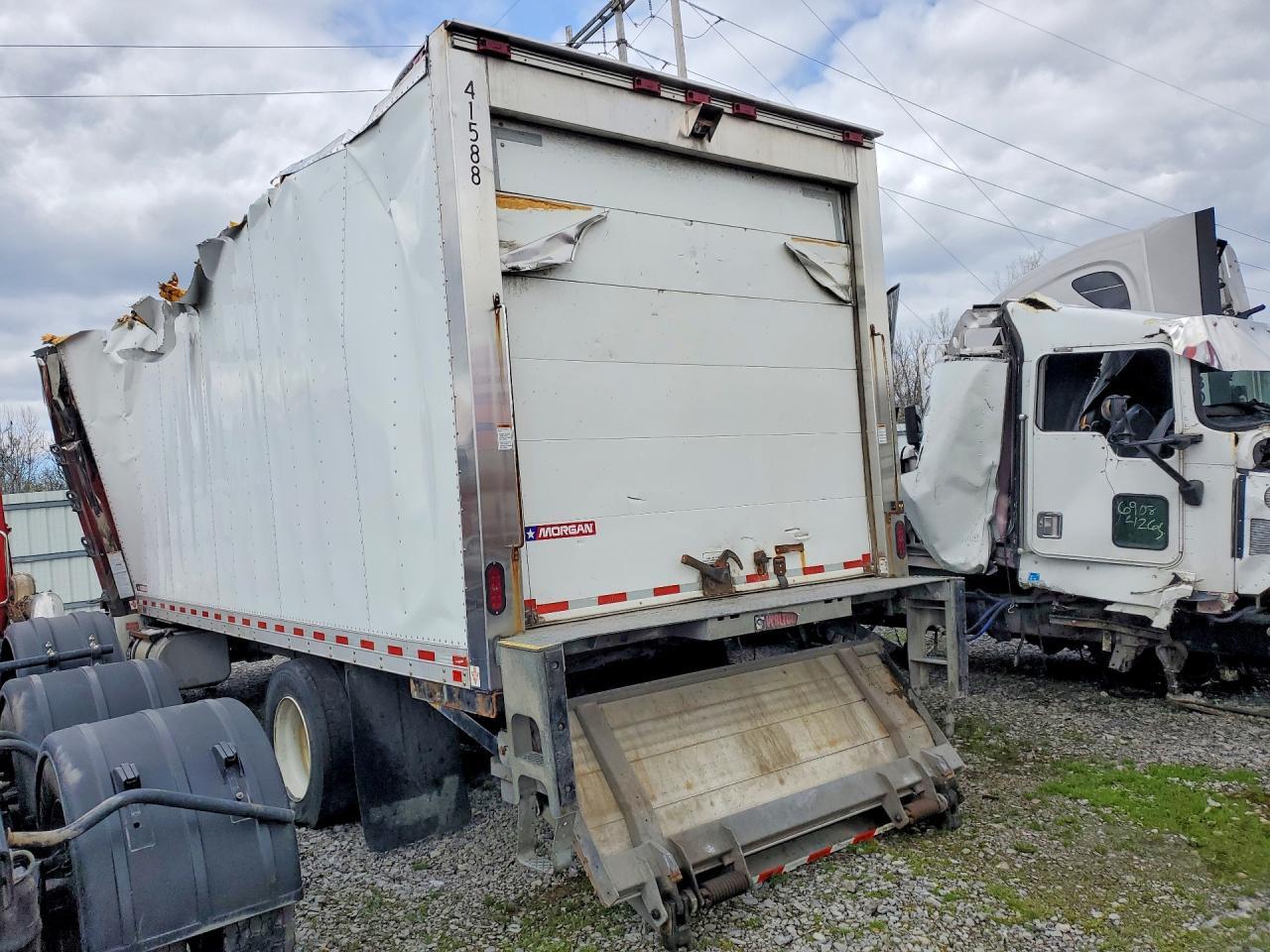 2021 International MV607 Refrigerated BOX Truck