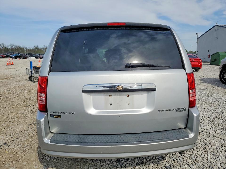 2009 Chrysler Town & Country lx