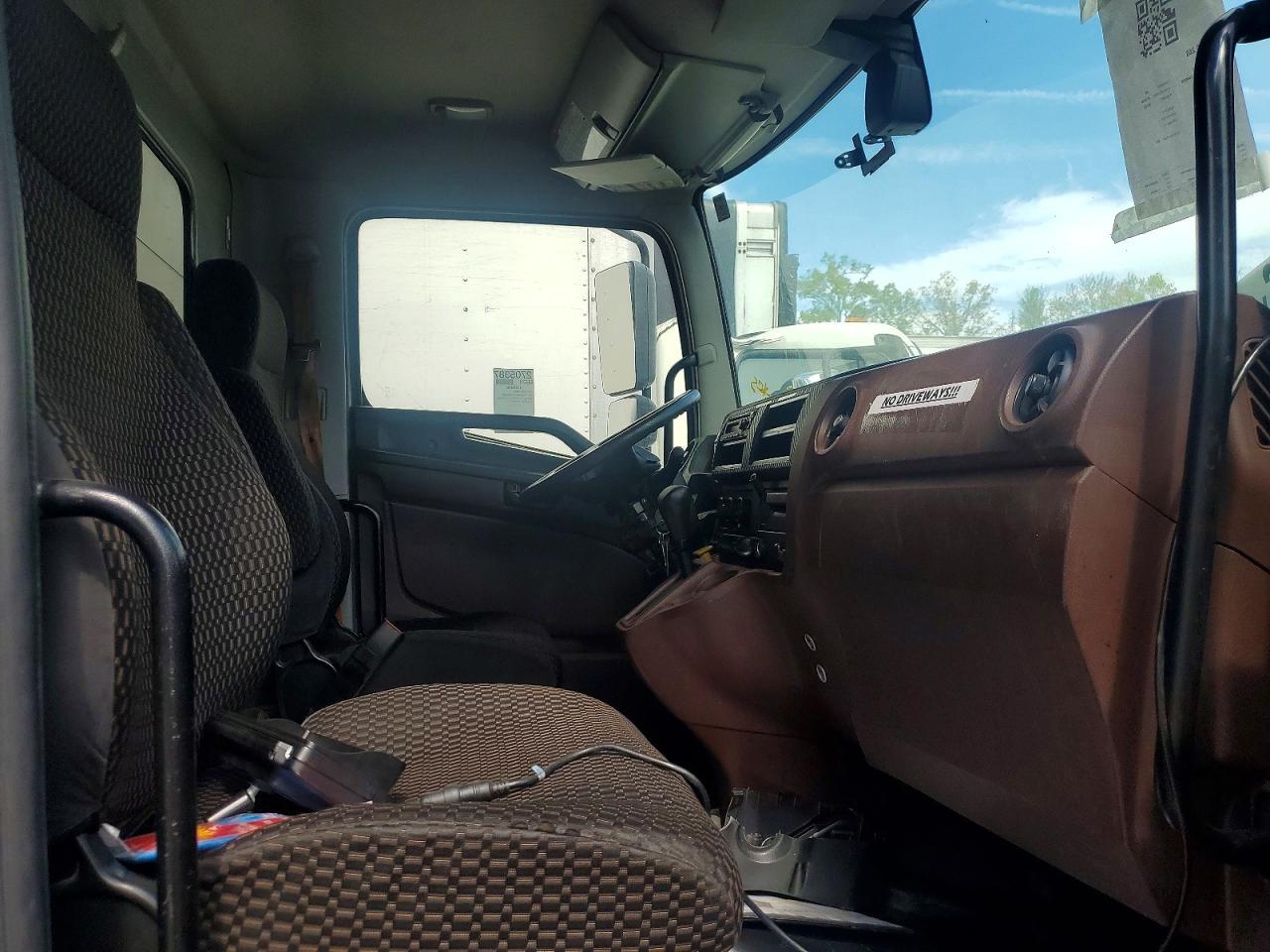 2020 Hino 258 268