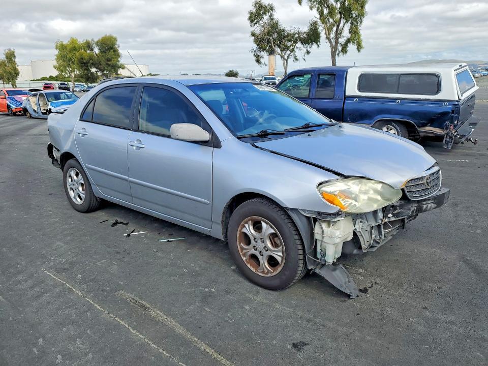 2005 Toyota Corolla le