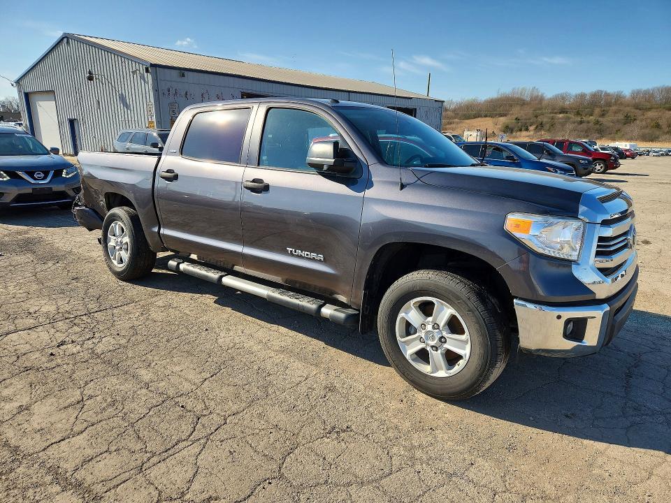 2016 Toyota Tundra Crewmax SR5