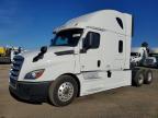 2020 Freigliner 2020 Freightliner Cascadia 126 Semi Truck