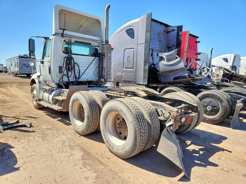 2013 International 8000