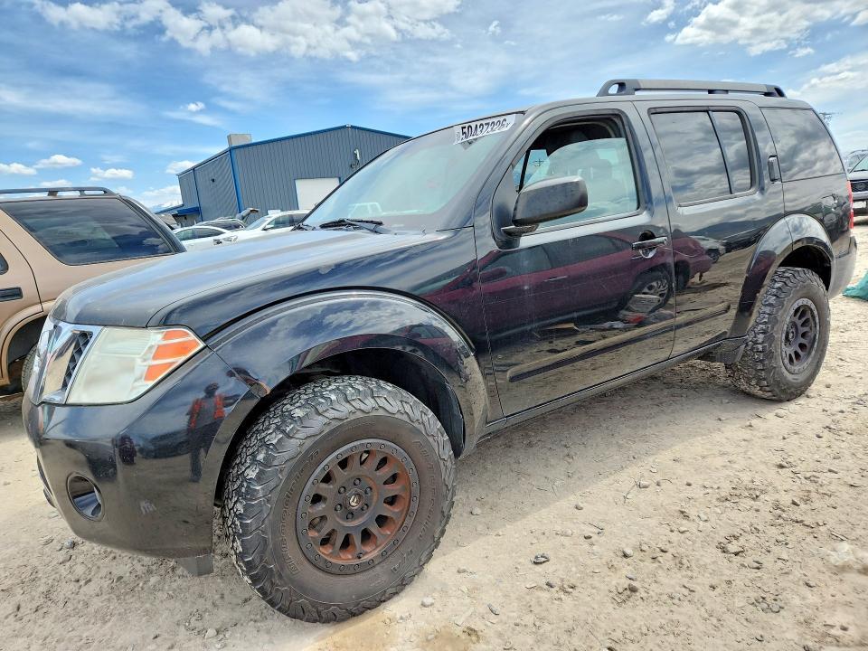 2012 Nissan Pathfinder s