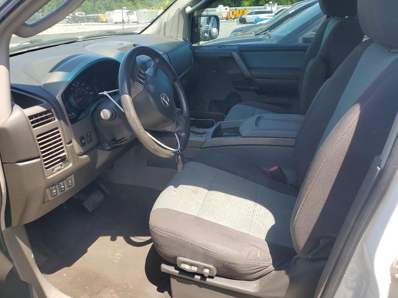 2005 Nissan Titan XE