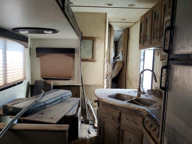 2019 Starcraft Telluride Camper