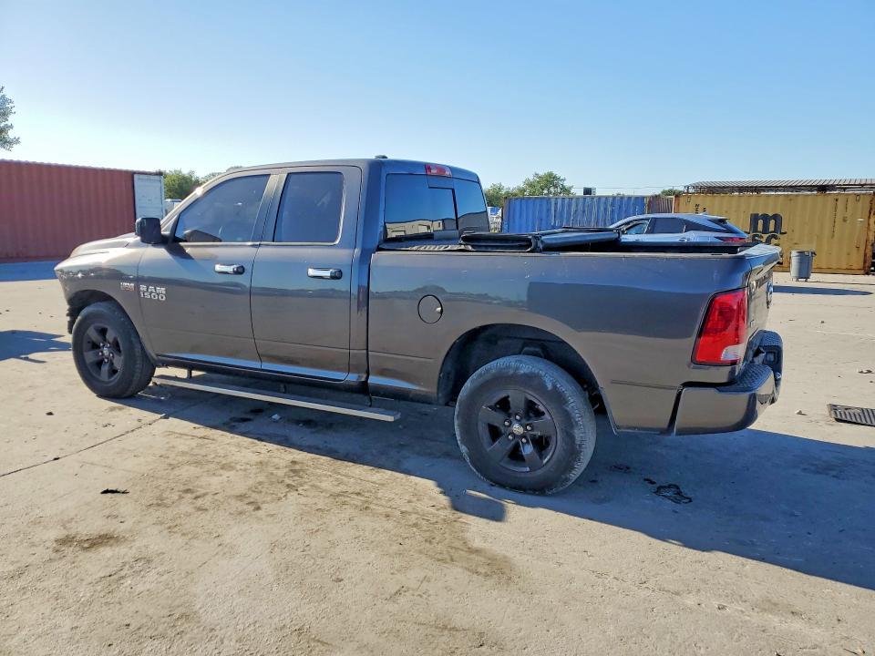 2015 Dodge RAM 1500 SLT