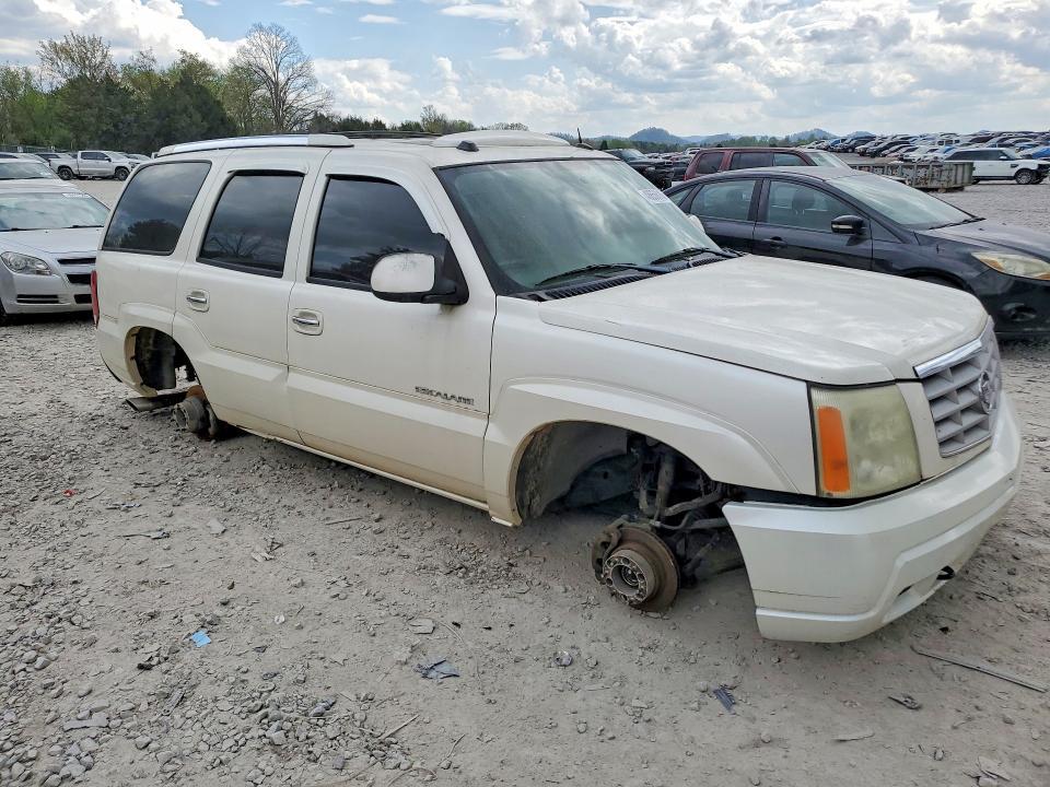 2004 Cadillac Escalade Luxury