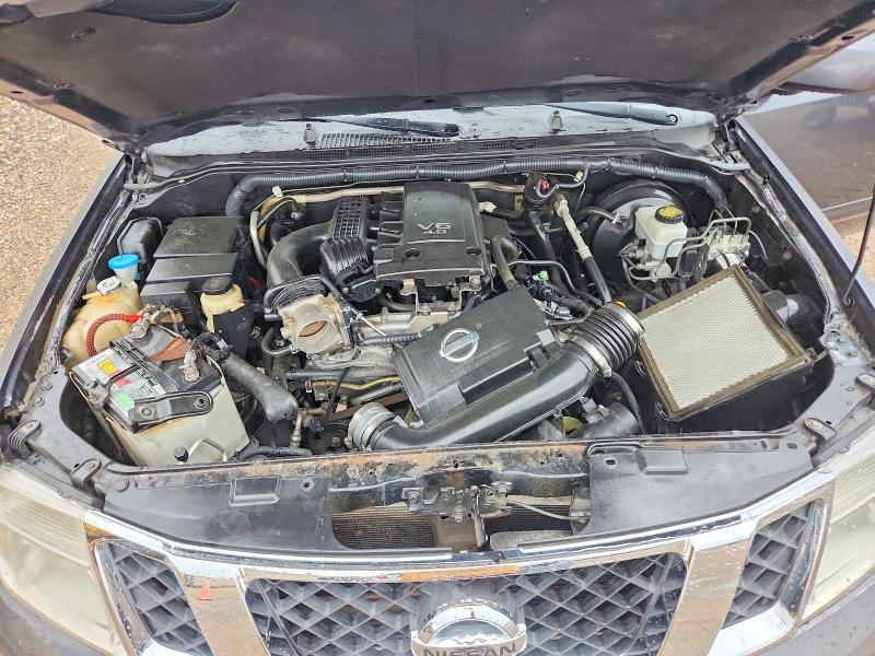 2012 Nissan Pathfinder s