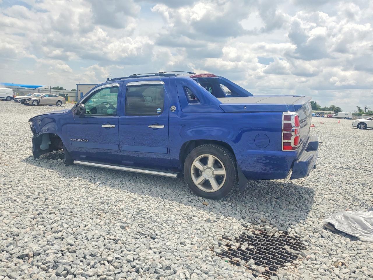2013 Chevrolet Avalanche LT