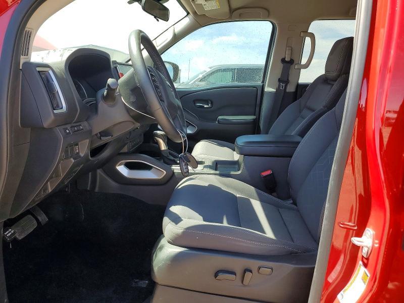 2025 Nissan Frontier SV