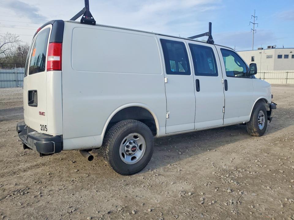 2019 GMC Savana 3500 Cargo Utility / Service van