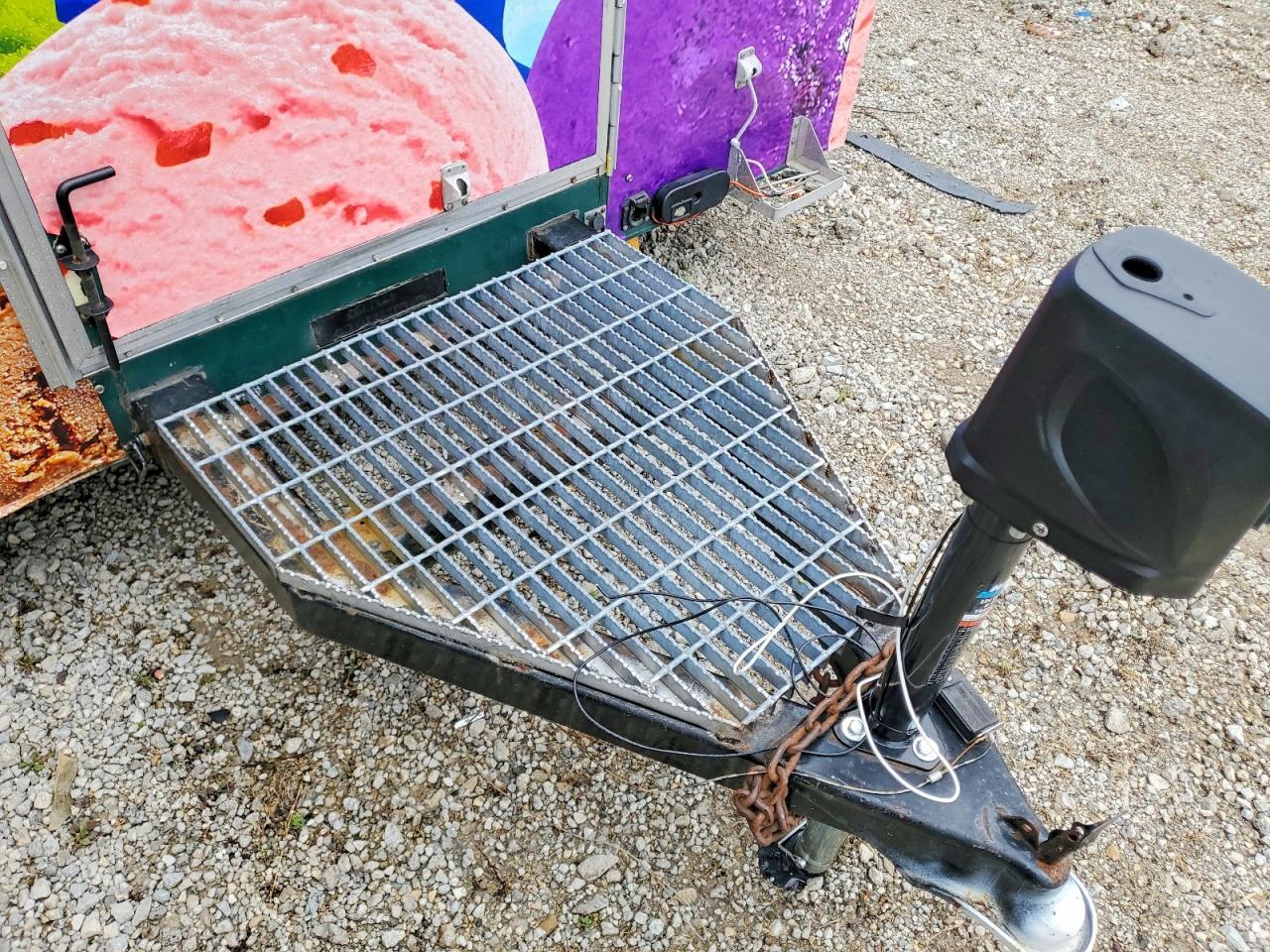1998 Wellscargo 1998 Wells Cargo Enclosed Cargo Food Trailer