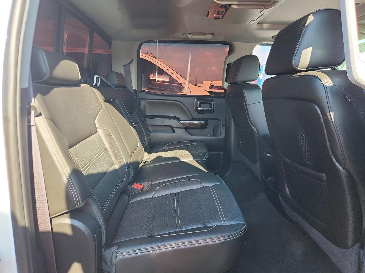 2015 GMC Sierra K3500 Denali