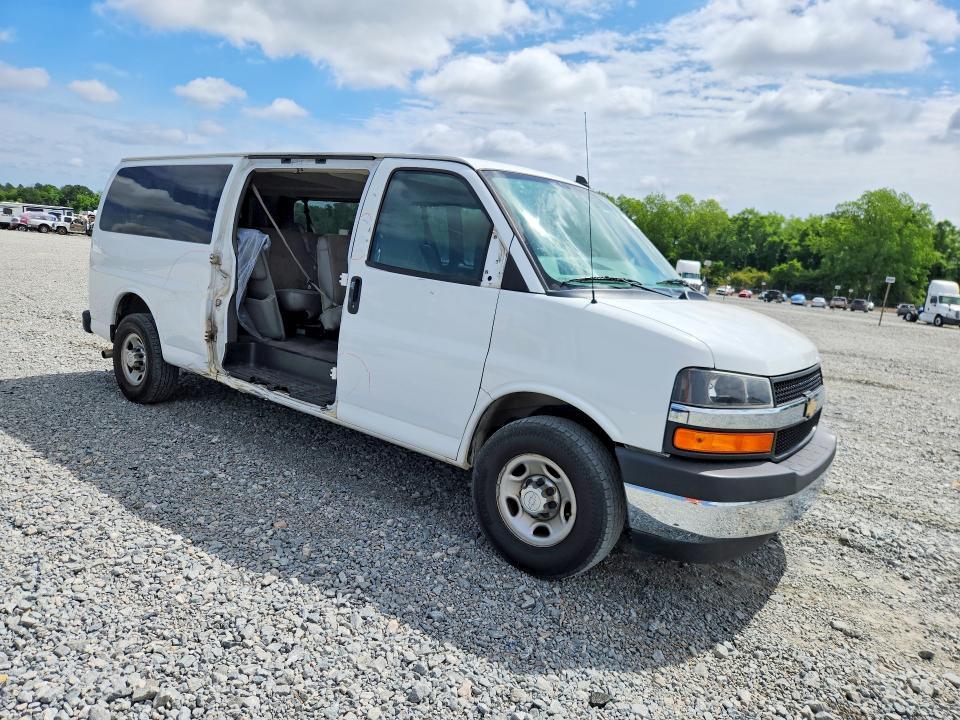 2018 Chevrolet Express G3500 LT