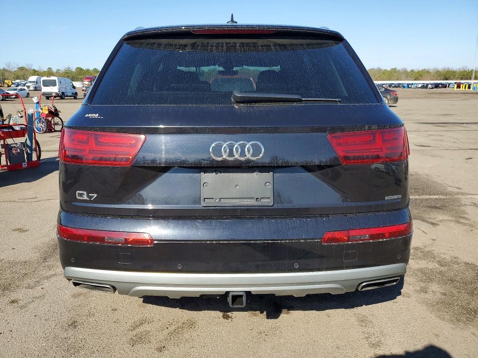 2019 Audi Q7 Premium Plus