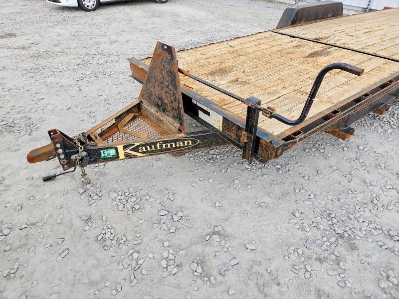 2020 Kauf - Kaufman 2020 Kaufman Tilt Deck Equipment Trailer
