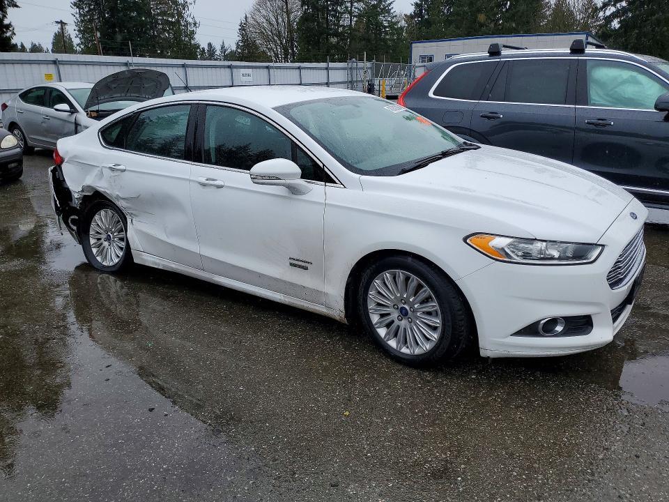2015 Ford Fusion se Phev