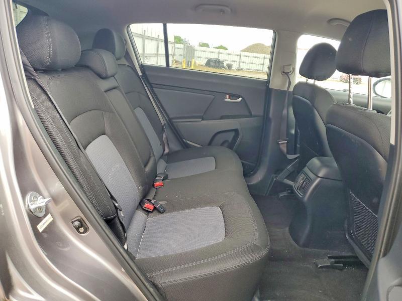 2015 KIA Sportage lx