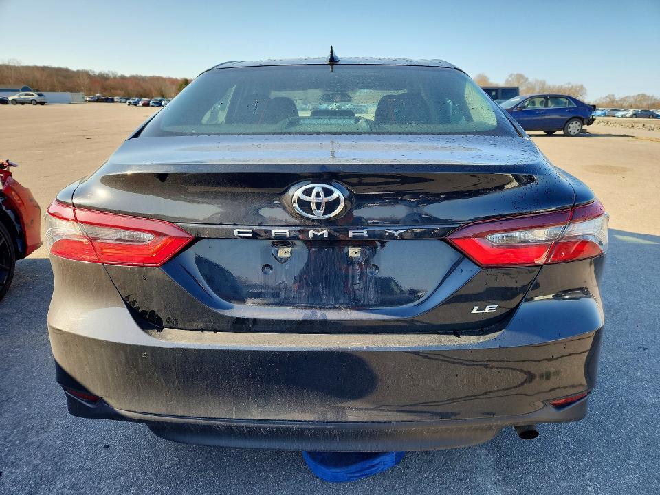 2023 Toyota Camry le